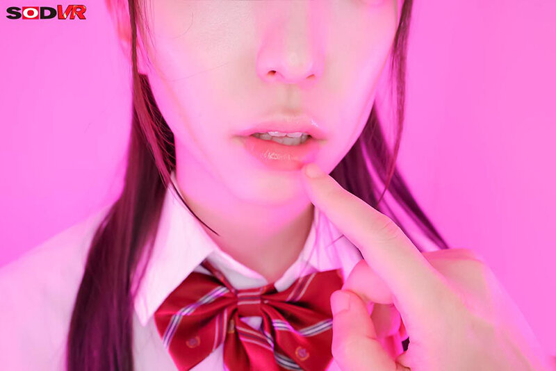 【VR】【8K】人間がドールに?!注文したら委員長は突如消えて、箱入りドールとして家に届いた 雅子りな 画像11