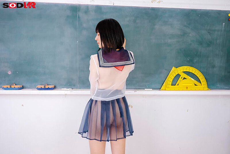 【VR】【8K】見えすぎるメガネを買ったら服の繊維の奥までちゃんと見えてきて、学校生活、J●のスケベな発育全裸をスケスケチラリズム。 画像5