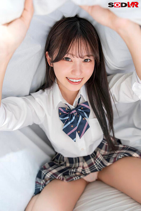 【VR】【8K】修学旅行中に仮病を装い同級生の新川と布団の中で相思相愛イチャイチャセックス 新川空 画像2