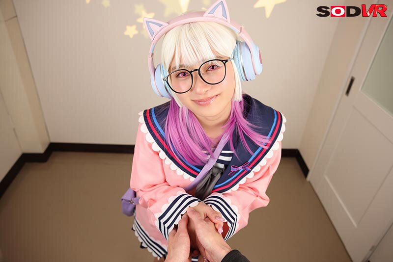 【VR】【8K】人気レイヤー配信者にお布施しまくったら、夢のオフパコ成立!僕のチ●ポがドストライクすぎてアクメ痙攣を繰り返す!! 花守夏歩 12枚目