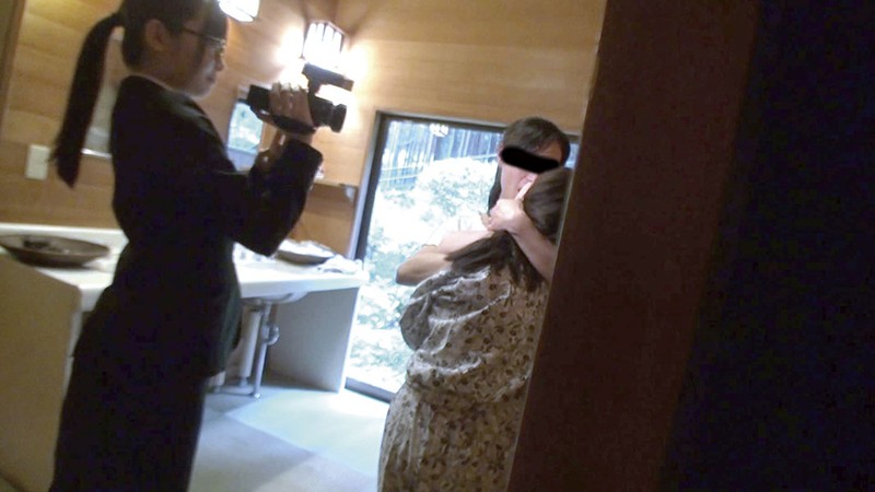 ゴーゴーズ人妻温泉忘年会〜乱心の性宴2019〜これはもう事件かも…?裏側全部見せます180分スペシャル 画像4