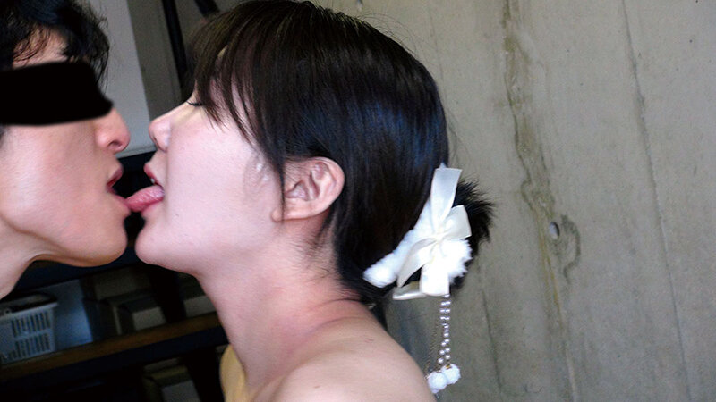 アダルトメーカー凸撃 NTRカップル 押しかけAV撮影009 サンプル画像 10