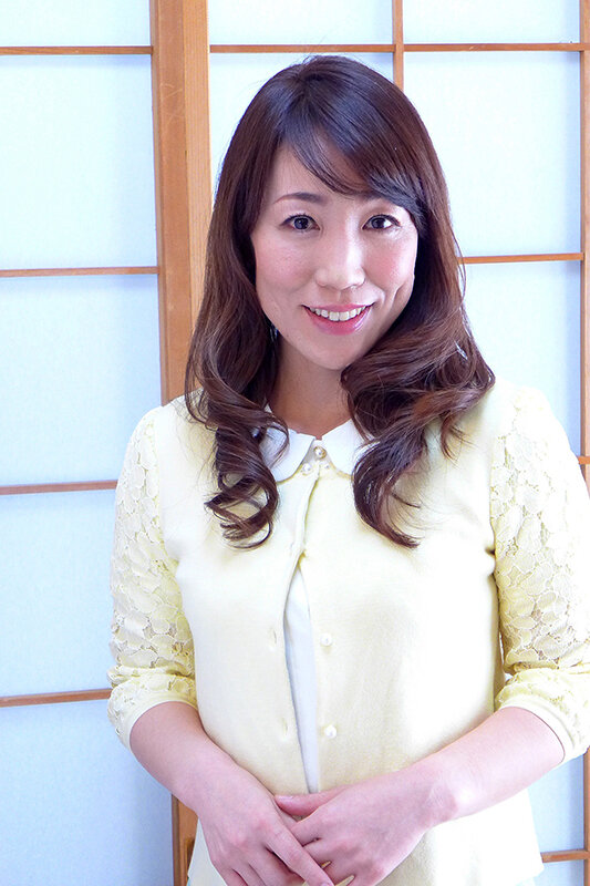 しゃぶる熟女 バック好きの人妻 選りすぐり12人4時間 「何度もイカせてー!」 画像11