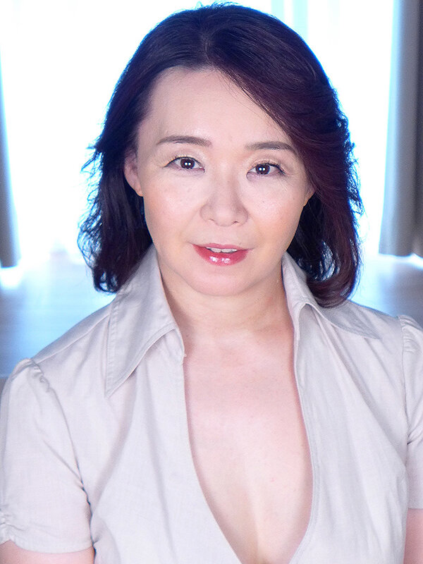 熟女 淫らに濡れる午後 色っぽい熟女になった同級生を●校の時にフラれた男は… おばさんの白い太モモを見て勃起した中年息子は… 画像2
