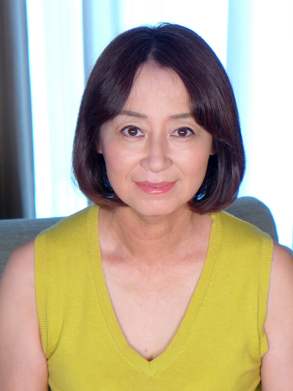 自ら広げて誘う熟女 エロドラマ6人4時間 「私のココ、いっぱい舐めて〜!」 画像12