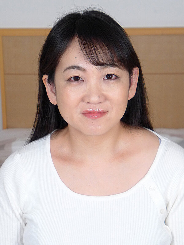 熟妻ドラマ 植木屋に狙われた京都の熟れた人妻 夫の同級生に寝取られて身も心も奪われた純情妻 画像2