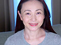 熟女 濡れ滴る午後 体が疼いてどうしようもない女は夫の兄を誘惑し… ベッドマットを運んでくれたオッサンにお尻の穴を舐めまくられ… サンプル画像
