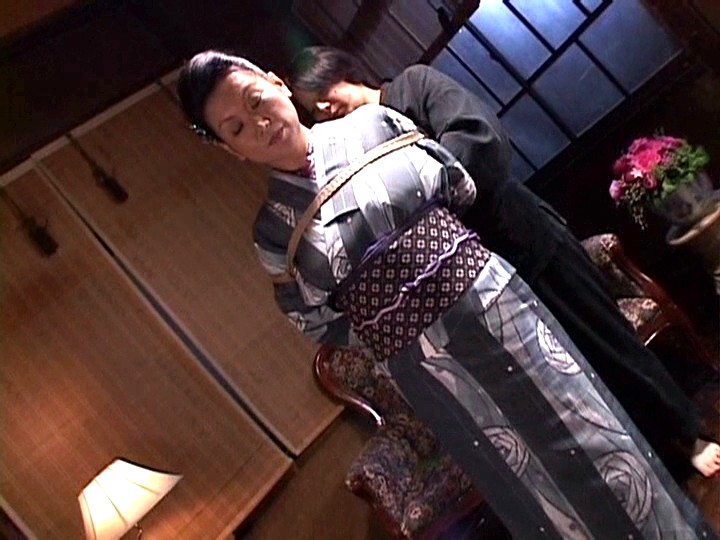 DSE-778 第 1 部分 - 30 分钟