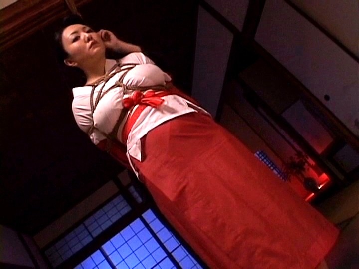 DSE-778 第 8 部分 - 72 分钟