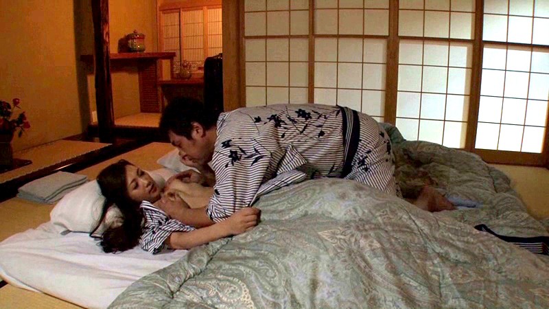 MOMJ-180 第 2 部分 - 36 分钟