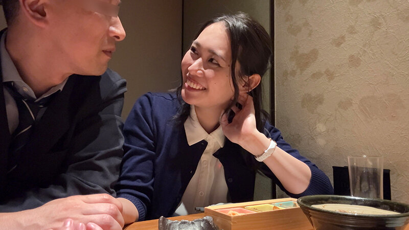 同僚を口説いてSEXするアカウント 今、狙っている同僚 三池小春 1AKDL00351 画像8