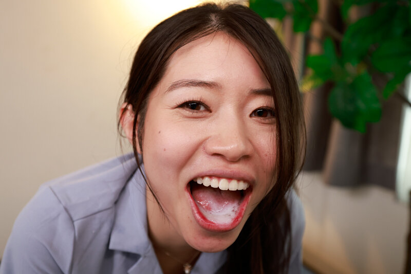 いつもキスをせがんで甘えてくる年上の彼女 画像12