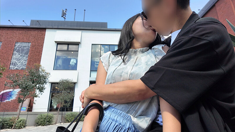 【職場でヤレる女】 保育士の後輩はすぐにキスを求めてくるスケベな女 有加里ののか 画像11