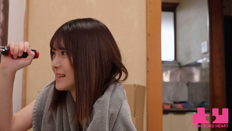 美少女ドジっ子隣人ストーカーちゃん のぞき穴ベロキス大作戦! 皆瀬あかり 水川潤 画像8