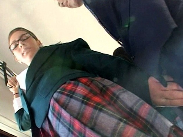 DANDY-077 第 1 部分 - 30 分钟