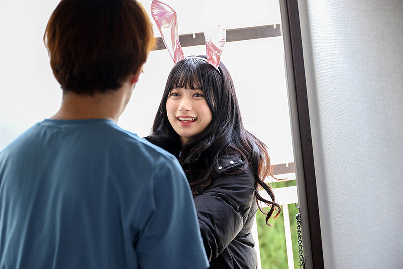 即ヤリ専門!入室5秒で唾液たっぷりのベロちゅうで悩める絶倫M男君をビンビンにさせる小悪魔美少女 北岡果林20歳 3枚目