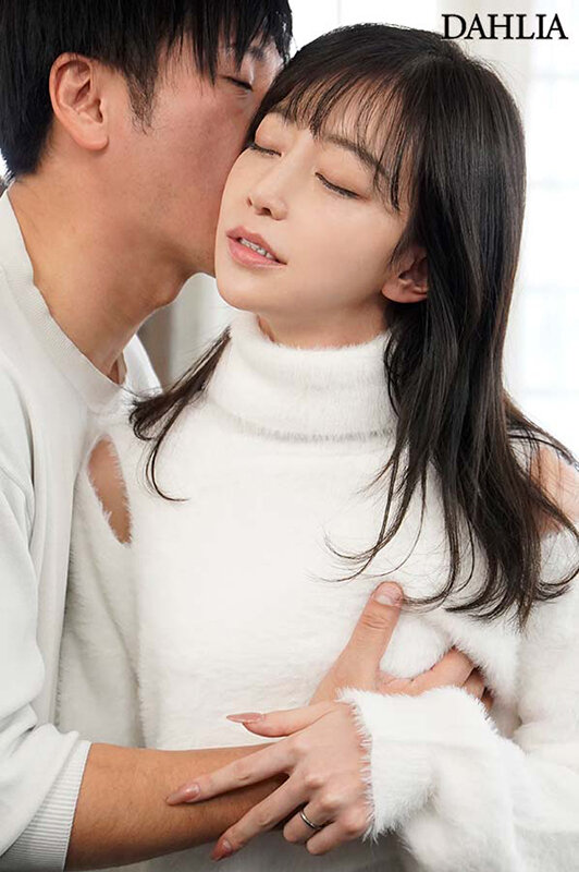 DLDSS-208 第 3 部分 - 62 分钟