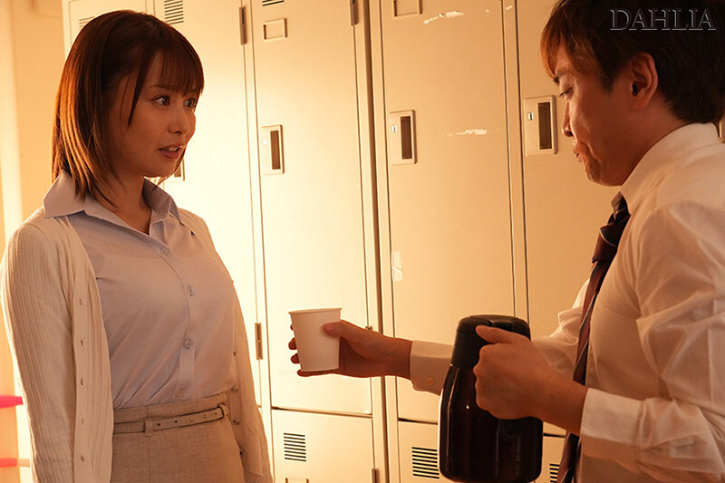 DLDSS-270 Part 1 - 30 minutes