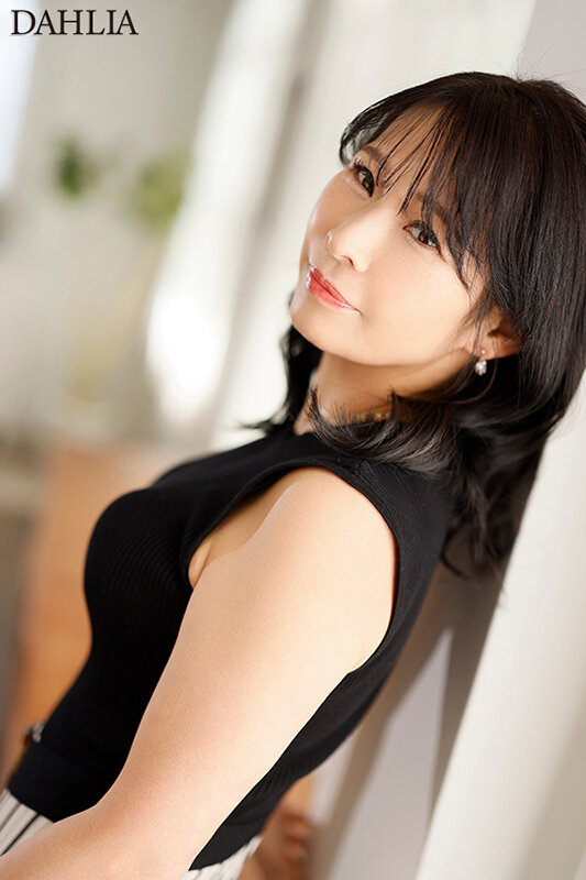 サンプル-今日は私の休妻日ー。「40代のこんなおばさんでもAVに出演できますか―。」本物人妻 石田紗季 46歳AV Debut