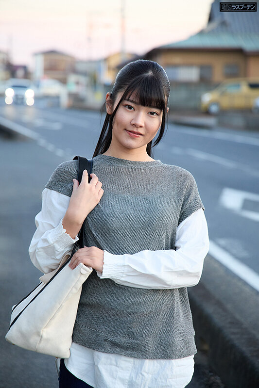 優しくて可愛い保母さん限定!マジックミラー号乳首カラオケ 乳首いじられながら1曲歌いきったら賞金ゲット!感じちゃったらHな罰ゲーム! 画像14