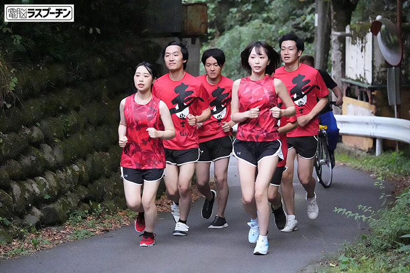 合宿中の性欲を荷台で発散するド変態オナニストアスリート 皆月ひかる 那賀崎ゆきね 画像13