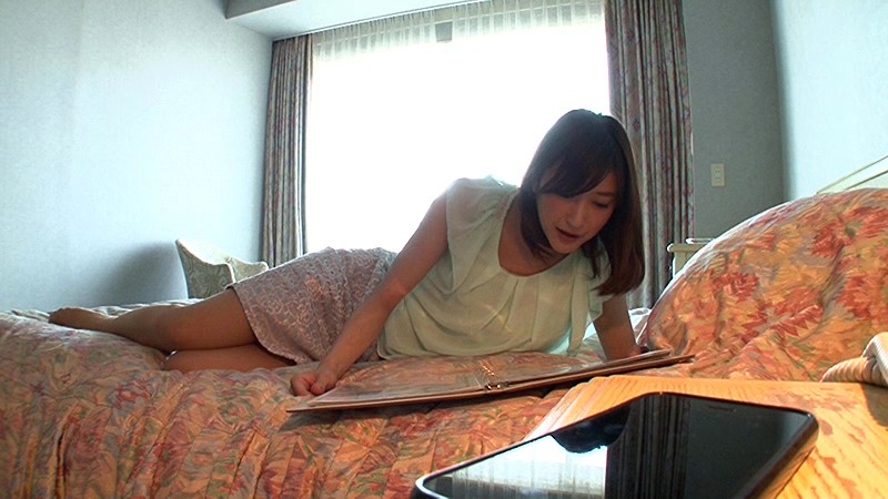 DVDES-780 第 1 部分 - 30 分钟