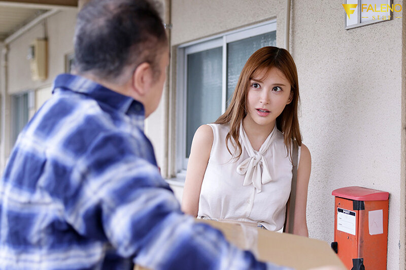 巨大隕石衝突まであと1日弱者男性の俺がやり残したことはただ一つ 隣人女を人格崩壊させるまで続くメテオプレス中出し 藤井蘭々 画像1