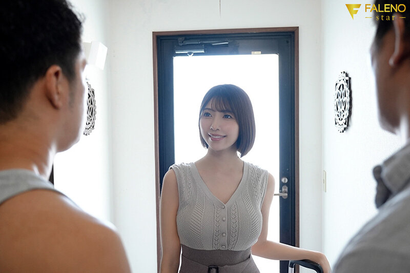 三角関係をまるく収めるために3人でハメまくった4日間 ルームシェアSEX 兄と弟と巨乳の幼なじみ つばさ舞 画像1