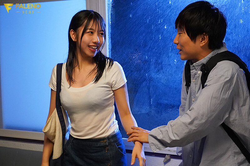 ゲリラ豪雨から逃げるために同級生男女が忍び込んだ夜の校舎でふたりぼっち…濡れ透けた身体を温め合ううちに絡み合う 浜辺やよい 出演:浜辺やよい ハイビジョン・4K ★0 シーン1