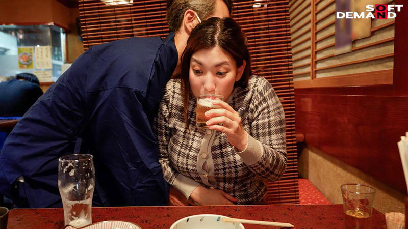 「え?!今からここで挿れるんですか!?」隙あらばどこであろうとデカチン即ハメ即イカセ!つい最近まで素人だった爆乳IカップにAV業界からのデカチン洗礼ドッキリ! 〜デカチンはいつも突然に〜 笹本ゆう 画像12