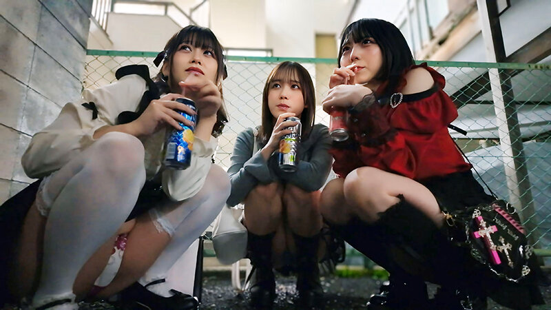 パパ活!ツンデレ地雷系女子グループをデカチンおじが理解らせセックス!沼らせ中出し指導!! 画像1