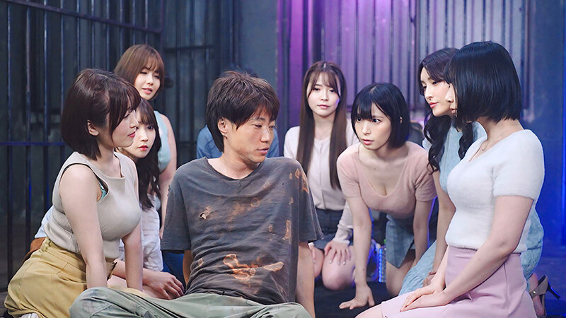 終末シェルター内で生き残りは僕以外全員女子。燃え尽きた世界で生殖本能が連鎖反応!8人の女子と精子を分け合う夢の楽園性活 画像2