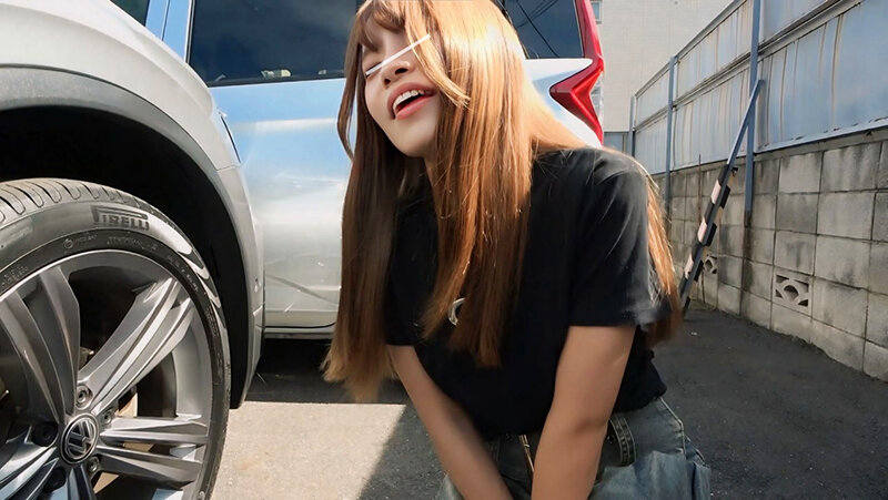 性に興味津々の素人娘たちにリモコンバイブを装着させてお散歩開始？大通り沿い、住宅街で執拗にイタズラして体が火照りきったところを美味しく頂いちゃいます♪ サンプル