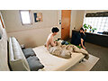 朝起きたら見知らぬ女子大生と全裸密着…微かな記憶を辿りながら思い出した快楽の一夜 結月りあ - サンプル 2