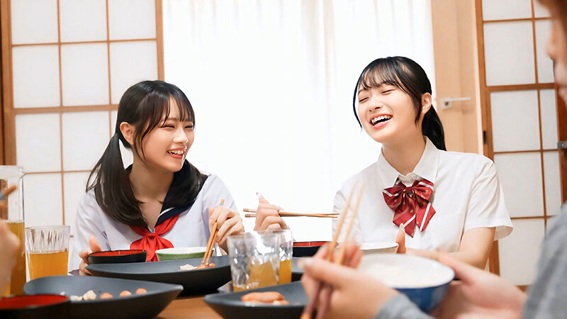 レズ性癖のある再婚相手の連れ子と川の字...のサンプル画像 8