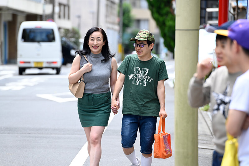 HBAD-655 第 1 部分 - 30 分钟