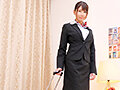 航空会社勤務の現職キャビンアテンダントさん女性経験無しのシャイな童貞の悩みを解決してもらえませんか？フル勃起した童貞チ○ポにフライト帰りでムラムラしてるCAさんが赤面発情！？ サンプル画像8