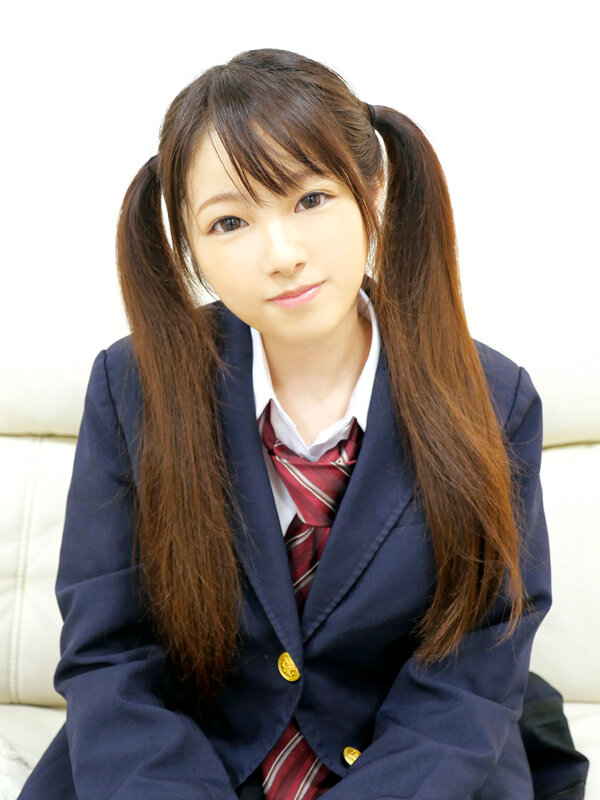 学校帰りの女子校生が水着に着替えて参加！ヌルヌル泡泡ソープ体験 平花 画像1