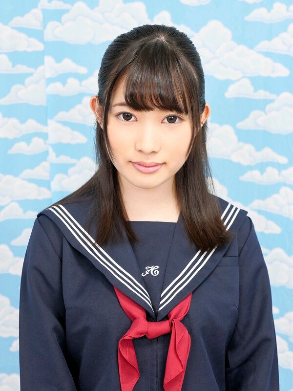 代々木で見つけた優しい女子校生に18cmメガチ○ポを素股してもらったらこんなヤラしい事になりました。 美甘りか 画像1