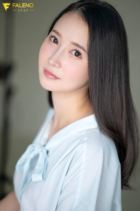 新人 京都からわざわざヤラれにきた不真面目オマ●コは普段は真面目な公務員 宮野桜 AV DEBUT 1枚目