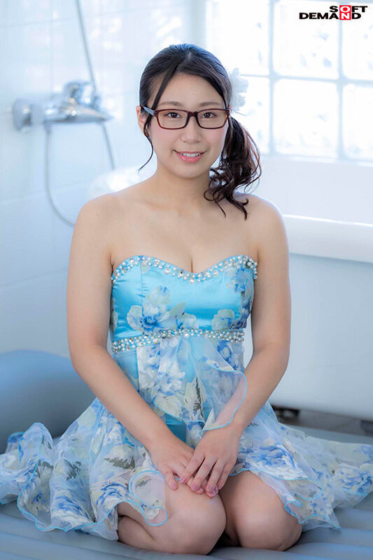 国立大学に通いながら高級ソープに出勤するインテリ女子大生 星川りく(仮)21歳 ちんちんへの好奇心が抑えきれず1本限りのもぎたてAV出演 画像2