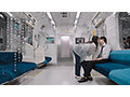 最終接吻電車 誰もいない2人きりの車内で美人お姉さんと何度もキス×キス×キス 吉澤友貴 - 7