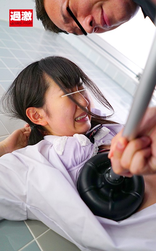 密室で乳首をいじられ失禁イキしながら発情する女子○生3 〜施設トイレ、ゲームセンター、ボイラー室、駐輪場〜 画像3