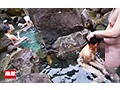 混浴温泉で乳首をしつこく刺激する乳吸い責めに欲情した女は湯しぶきを立てないスローピストンの快感で中出しを拒めない2 サンプル画像5