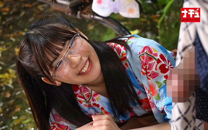 温泉客が居ても浴衣の中の抱っこSEXで挿入して逃がさず何発も膣射させる痴女っこ3 画像10