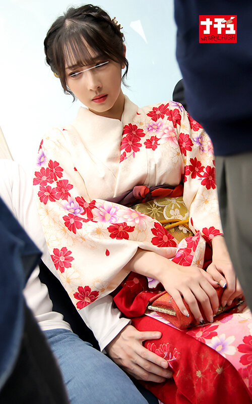 成人式羞恥 人生の晴れの日をぶっかけ精子で汚された振袖娘 9枚目