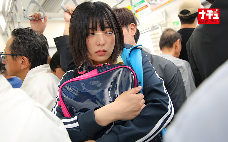 通学電車で突然ジャージをずり下げられるオマ○コ丸出し羞恥で逃げられずイカされまくるスポーツ女子 画像16