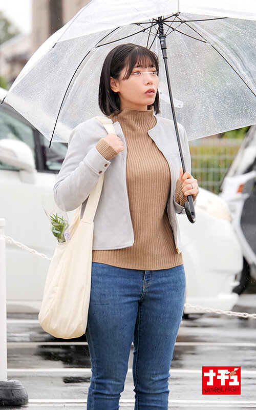 【数量限定】発情オイルまみれのチ○ポで即ハメ中出しされた後も完全に効くまで侵入者に居座られ意識がぶっ飛ぶほどイカされまくる貞淑妻5 九井スナオさんの紙パンティとチェキ付き 画像3