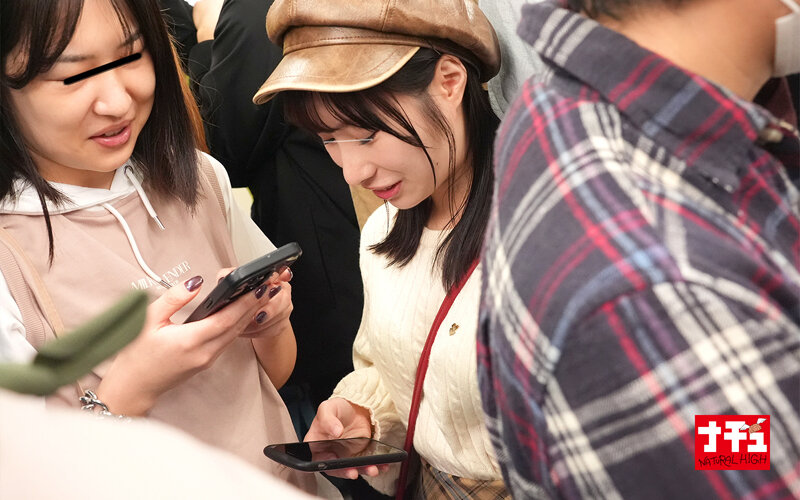 生意気女子をガン突きまくる駅弁中出し羞恥 友達の前ではイキってるチビ 2枚目