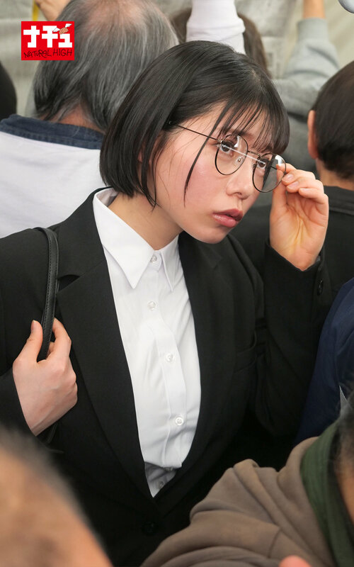 敏感(恥)巨乳羞恥2025 推定Hカップ/地味メガネ就活生 画像2